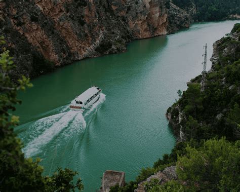 crucero fluvial cofrentes reservas|Crucero panorámico por el Júcar: una de las